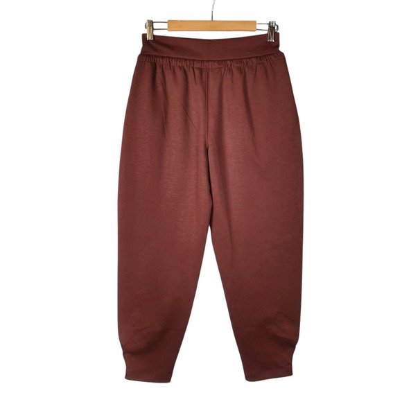 Athleta Allure High Rise Jogger Women's 6 Cherrywood Relaxed Fit - Picture 2 of 7